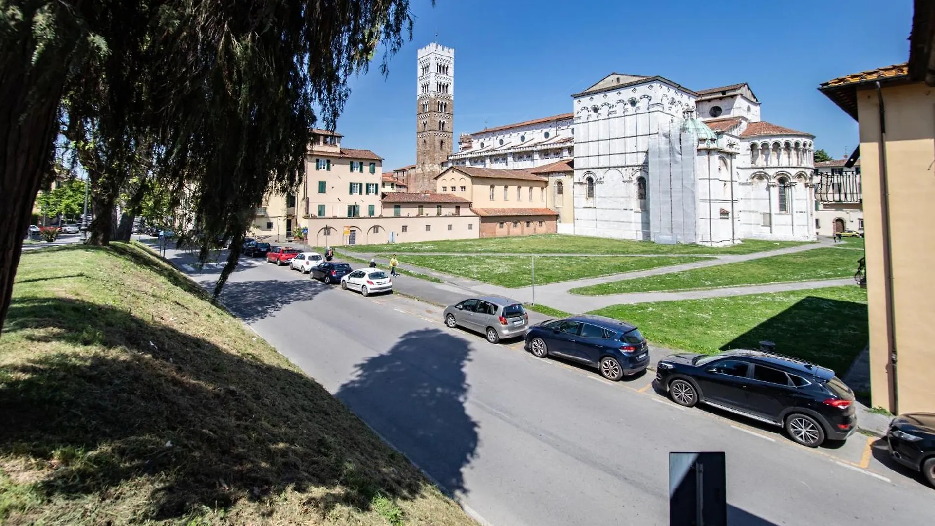 Venus Luxury Apartment In Center Town Lucca