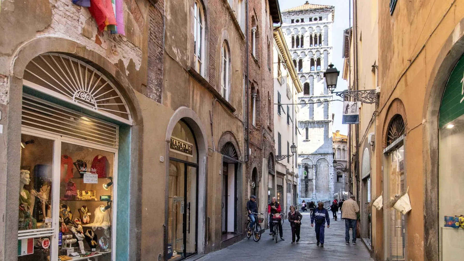 Venus Luxury Apartment In Center Town Lucca