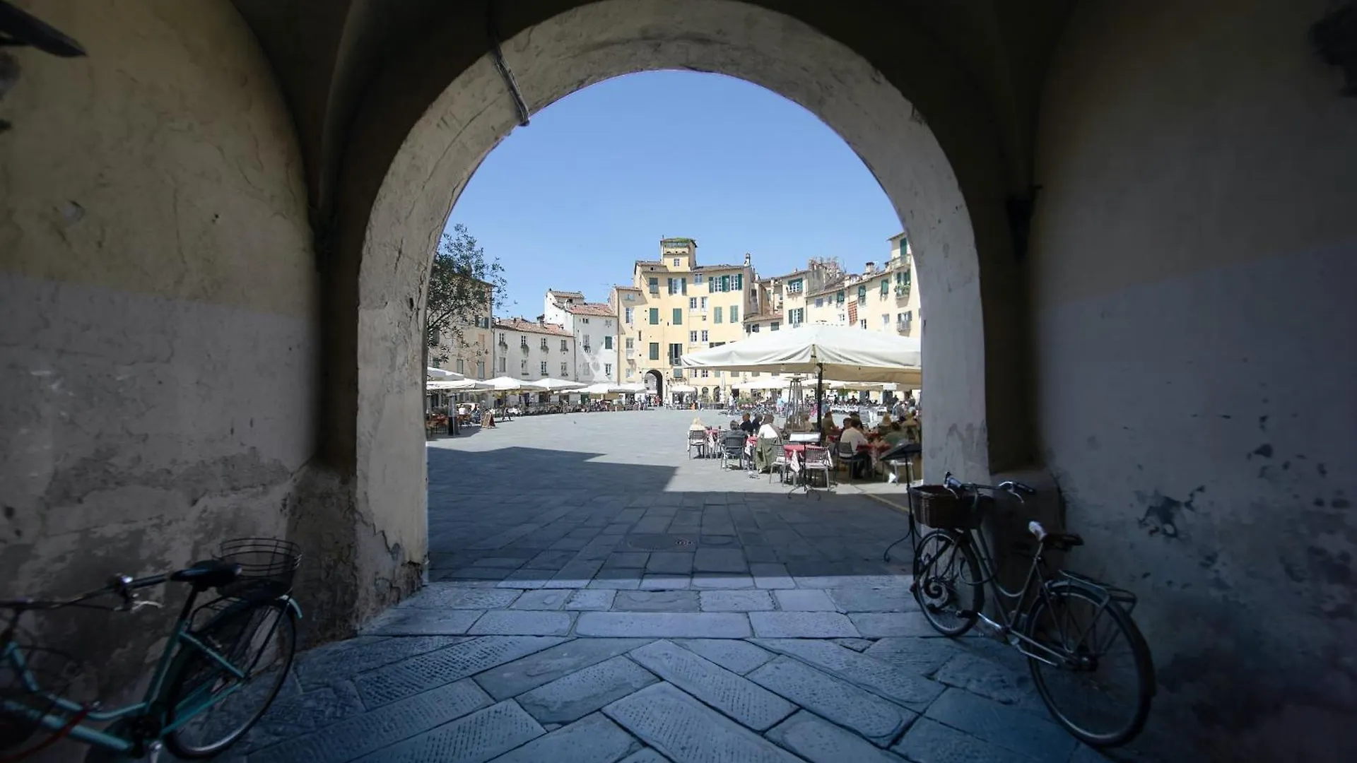 Venus Luxury Apartment In Center Town Lucca
